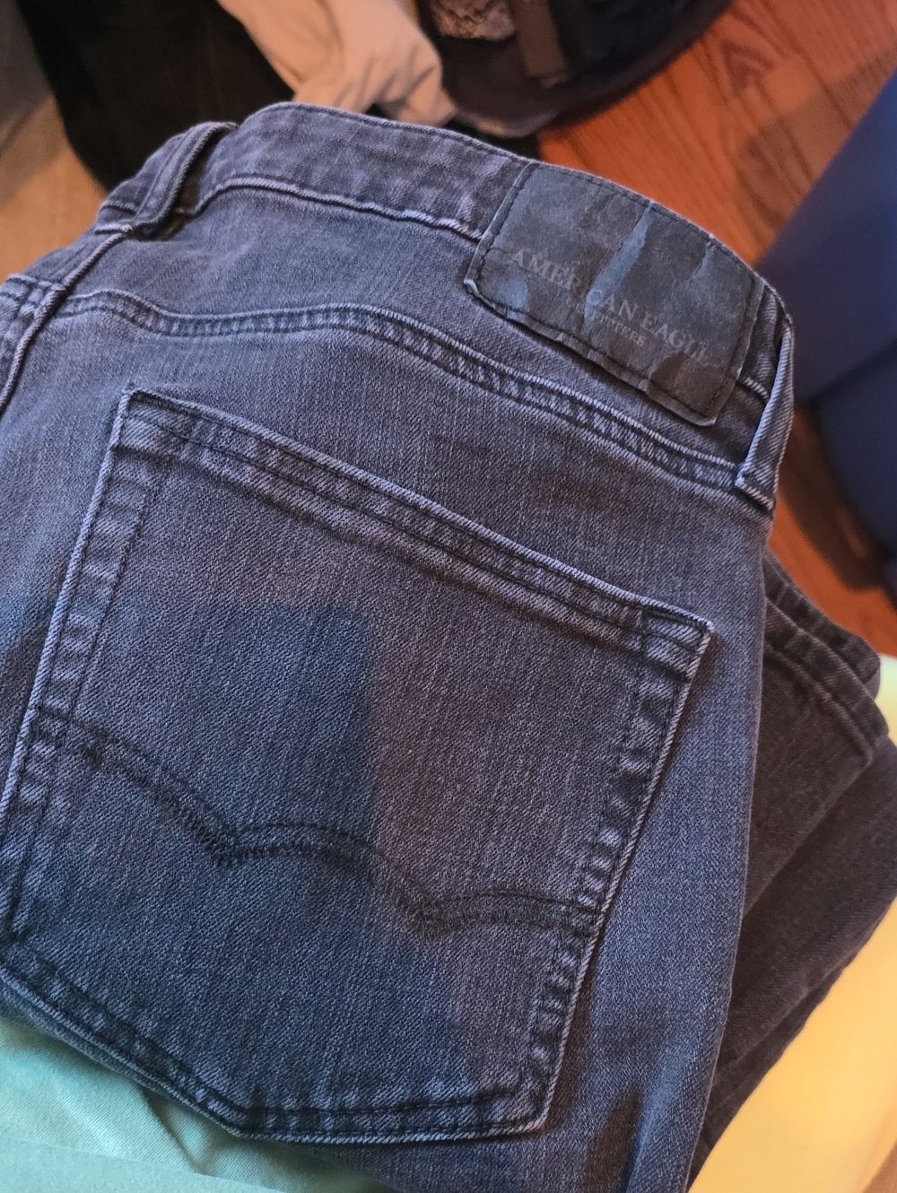 American Eagle Slim Straight Extreme Flex